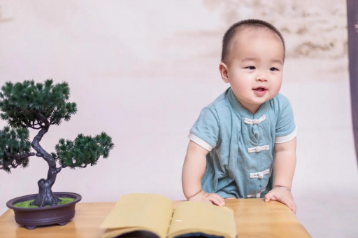 肇东孕妇显怀是几个月